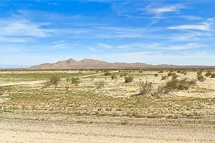 197 Ave N 11, Palmdale, CA 93591 - Photo 1