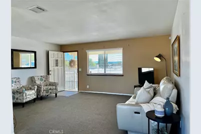 15728 Little Beaver, Victorville, CA 92395 - Photo 5