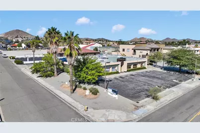 18056 Wika Road #D, Apple Valley, CA 92307 - Photo 21