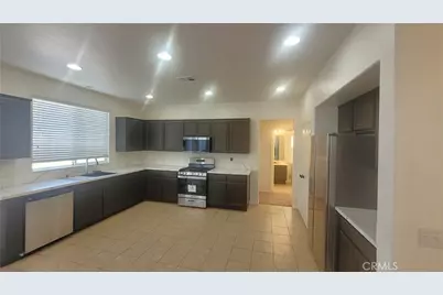 13724 Starshine, Victorville, CA 92392 - Photo 7