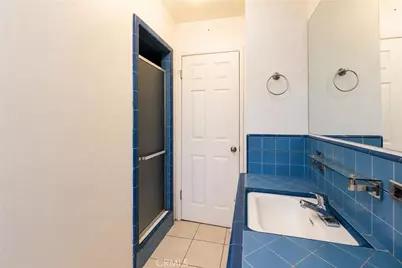 9661 Tamarind Avenue, Fontana, CA 92335 - Photo 11