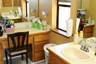 945 Nielson Rd, Pinon Hills, CA 92372 - Photo 17