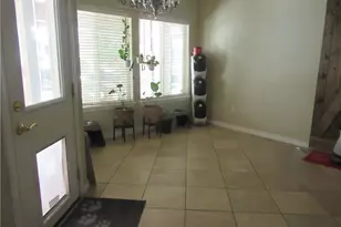 9839 Bellflower, Oak Hills, CA 92344 - Photo 15