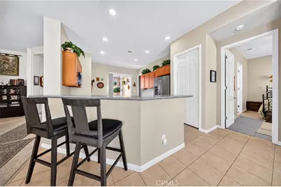 19358 Glaslyn Court, Apple Valley, CA 92308 - Photo 13