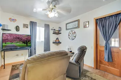 9037 5th Avenue, Hesperia, CA 92345 - Photo 15