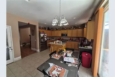 13773 Starshine, Victorville, CA 92392 - Photo 11