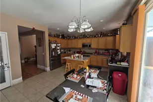 13773 Starshine, Victorville, CA 92392 - Photo 11