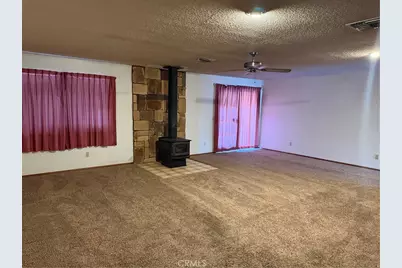 6830 Summit Valley Road, Hesperia, CA 92345 - Photo 9