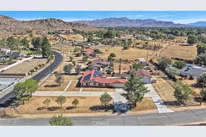 20319 Seneca Road, Apple Valley, CA 92307 - Photo 5