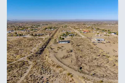 1563 Mono Road, Pinon Hills, CA 92372 - Photo 43