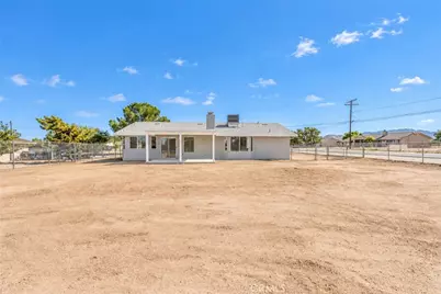 9250 Delmar Avenue, Hesperia, CA 92345 - Photo 25
