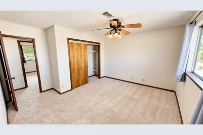 21360 Minodoka Road, Apple Valley, CA 92308 - Photo 9