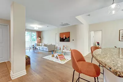 13935 Burbank #105, Van Nuys, CA 91401 - Photo 11