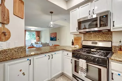 13935 Burbank #105, Van Nuys, CA 91401 - Photo 23
