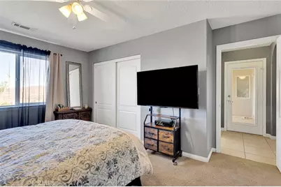 26030 Roundup Way, Apple Valley, CA 92308 - Photo 35