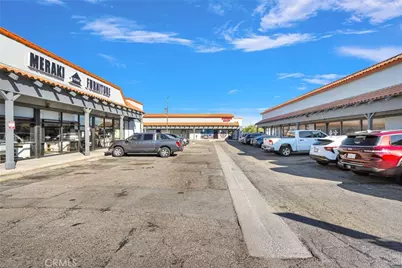 14741 7th 14751#D, Victorville, CA 92395 - Photo 3