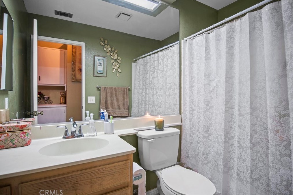 12869 Fontainebleau Dr, Moreno Valley CA  92555-2330 exterior
