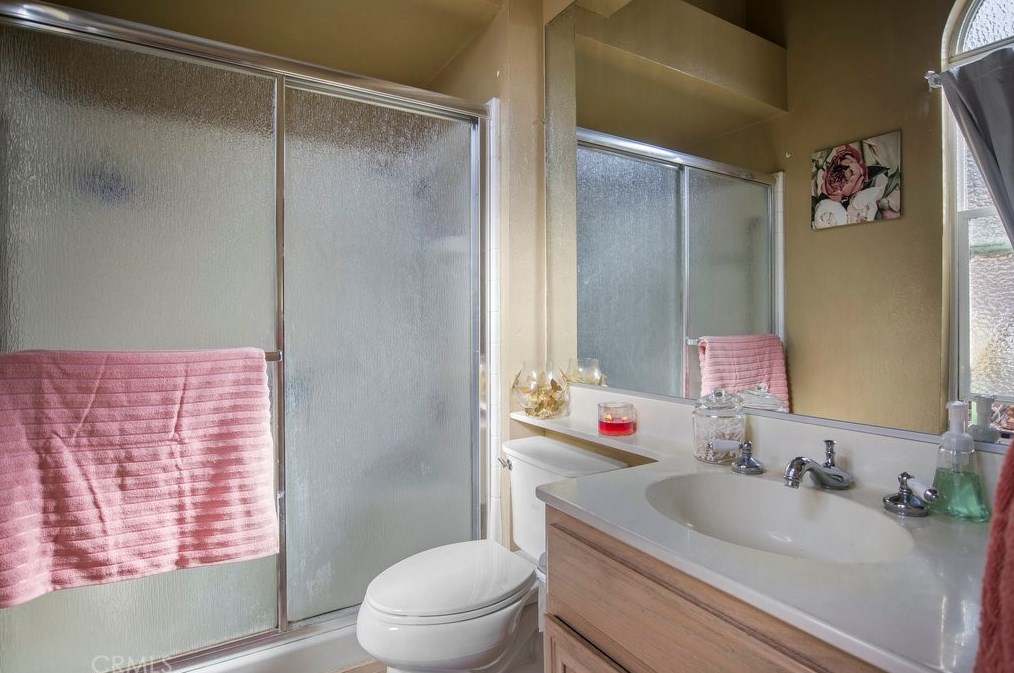 12869 Fontainebleau Dr, Moreno Valley CA  92555-2330 exterior