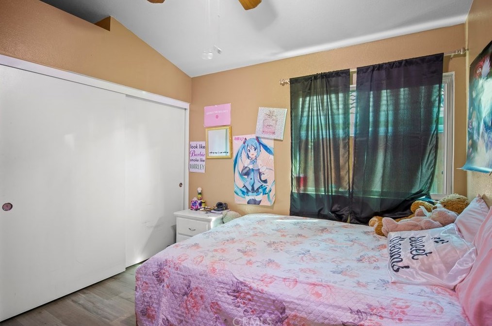 12869 Fontainebleau Dr, Moreno Valley CA  92555-2330 exterior