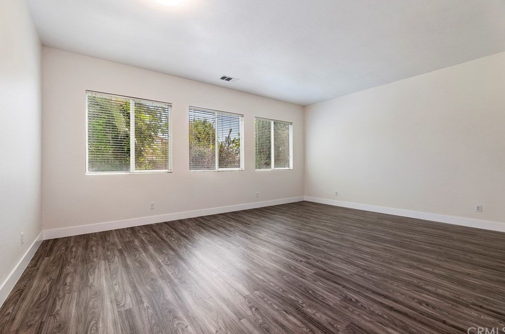 13902 Star Ruby Ave, Corona CA  92880-8561 exterior