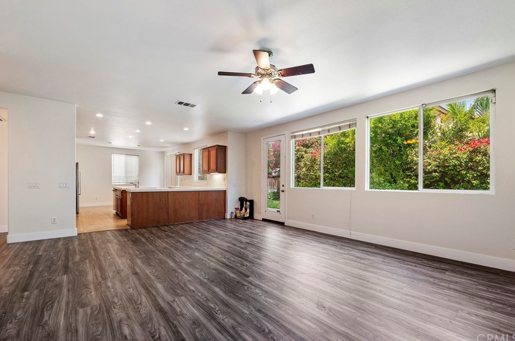13902 Star Ruby Ave, Corona CA  92880-8561 exterior