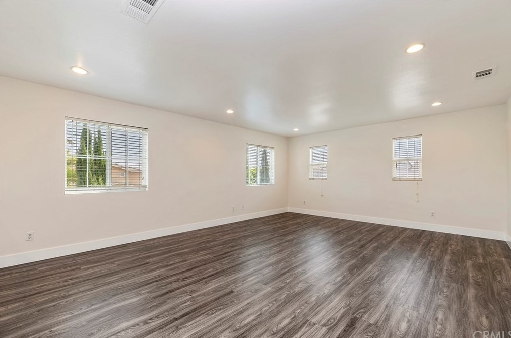 13902 Star Ruby Ave, Corona CA  92880-8561 exterior