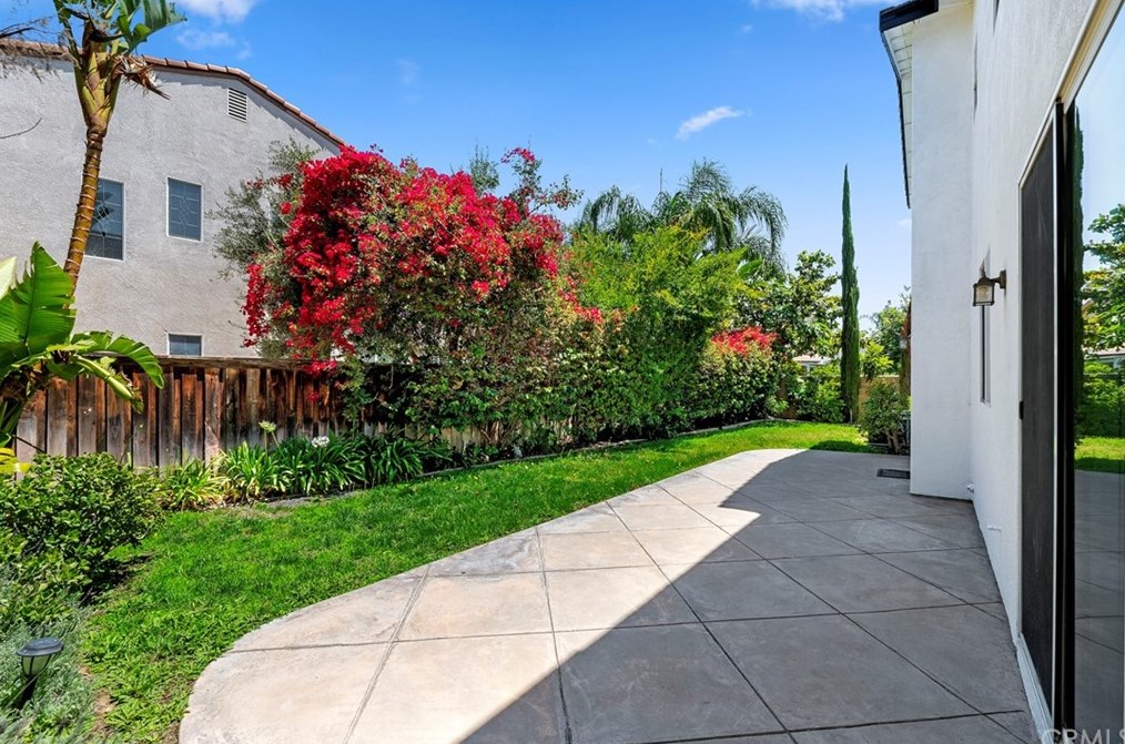 13902 Star Ruby Ave, Corona CA  92880-8561 exterior