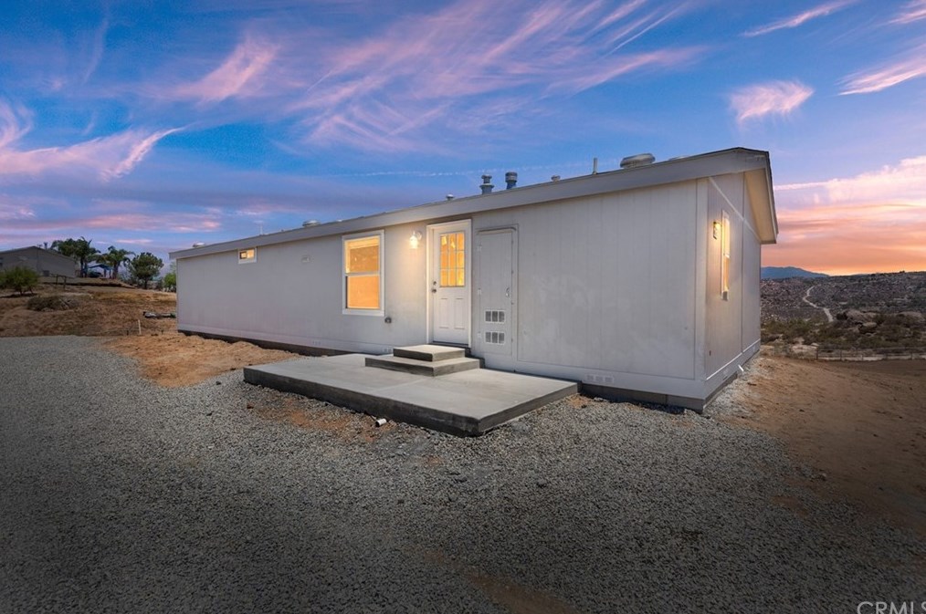 32812 Edwina St, Lakeview CA  92567 exterior