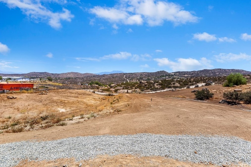 32812 Edwina St, Lakeview CA  92567 exterior