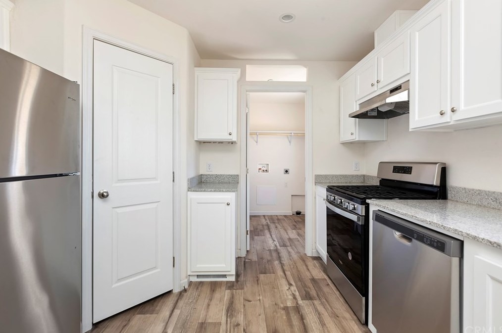 9752 Oasis Rd, Pinon Hills CA  92372 exterior
