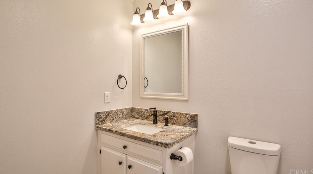 8919 11 Ave, Hesperia CA  92345-3837 exterior