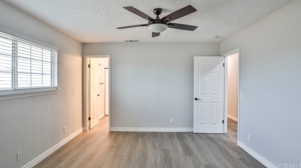 8919 11 Ave, Hesperia CA  92345-3837 exterior