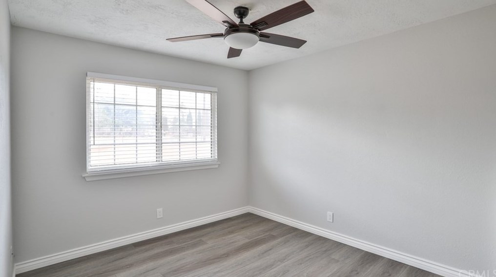 8919 11 Ave, Hesperia CA  92345-3837 exterior