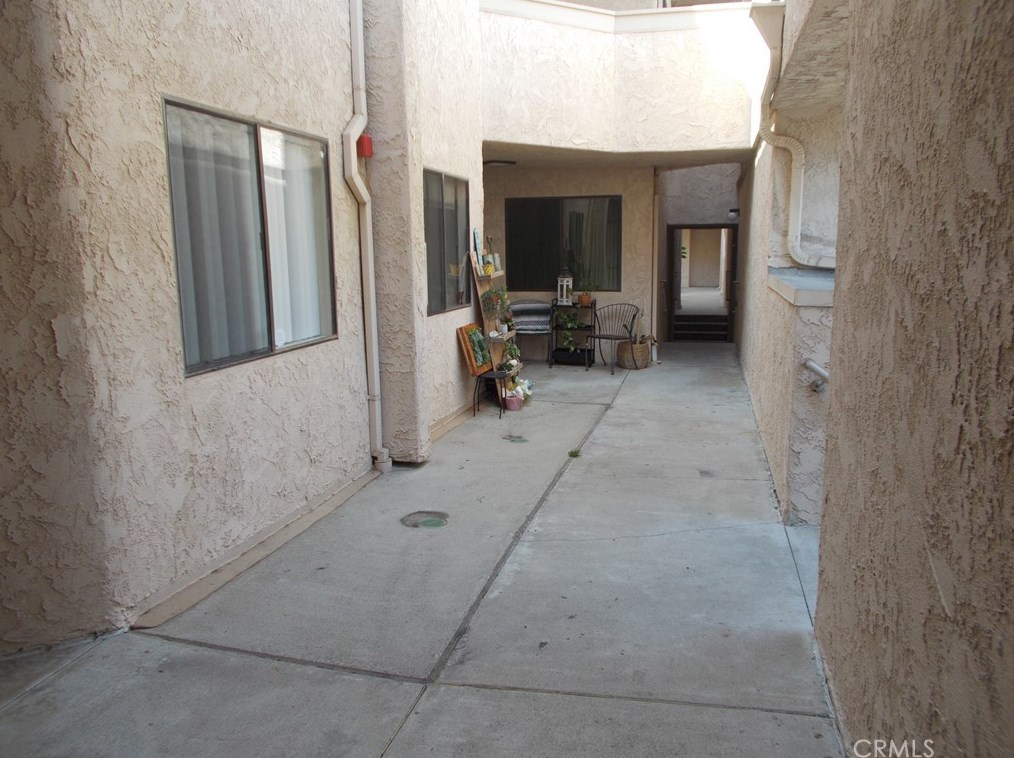 626 Island View Cir, Naval Base Ventura County CA  93041-3443 exterior