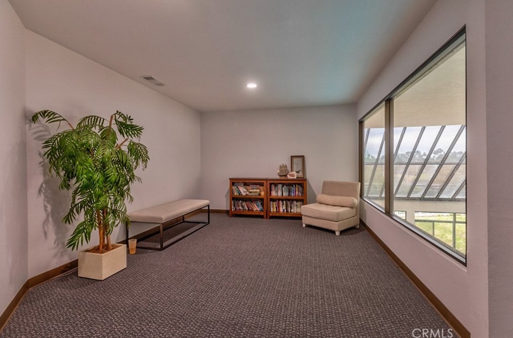 626 Island View Cir, Naval Base Ventura County CA  93041-3443 exterior