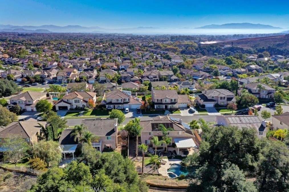 38231 Calle Cipres, Murrieta CA  92562-9348 exterior