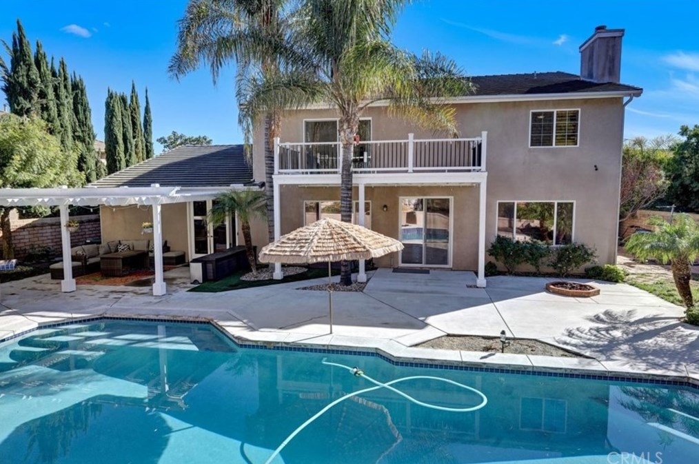 38231 Calle Cipres, Murrieta CA  92562-9348 exterior