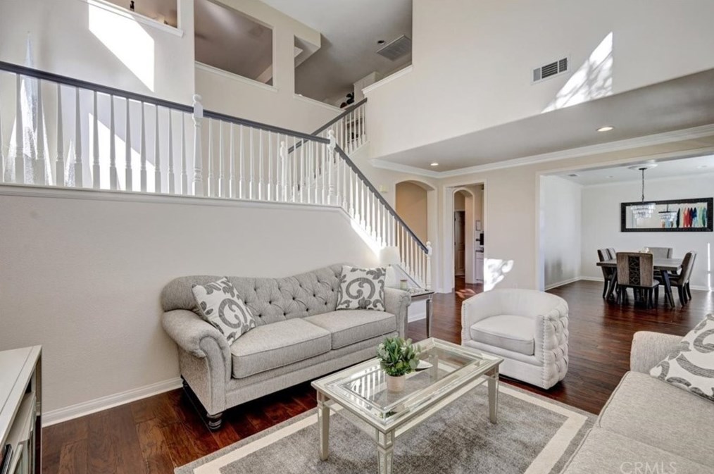 38231 Calle Cipres, Murrieta CA  92562-9348 exterior