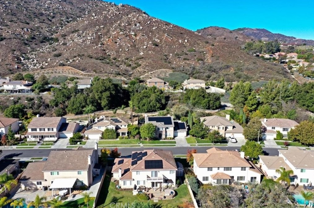 38231 Calle Cipres, Murrieta CA  92562-9348 exterior