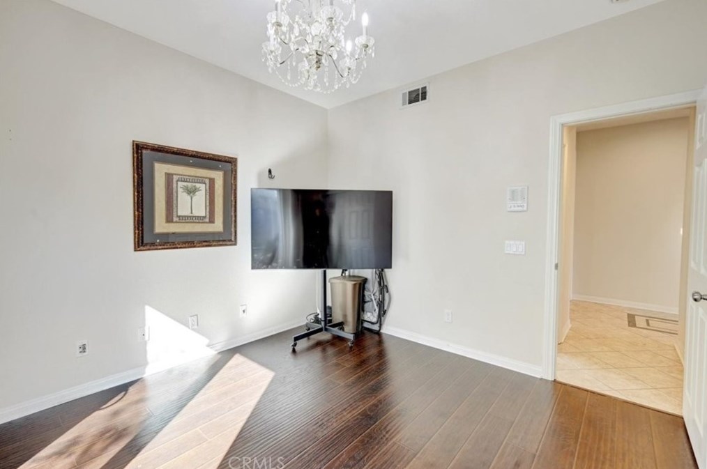 38231 Calle Cipres, Murrieta CA  92562-9348 exterior