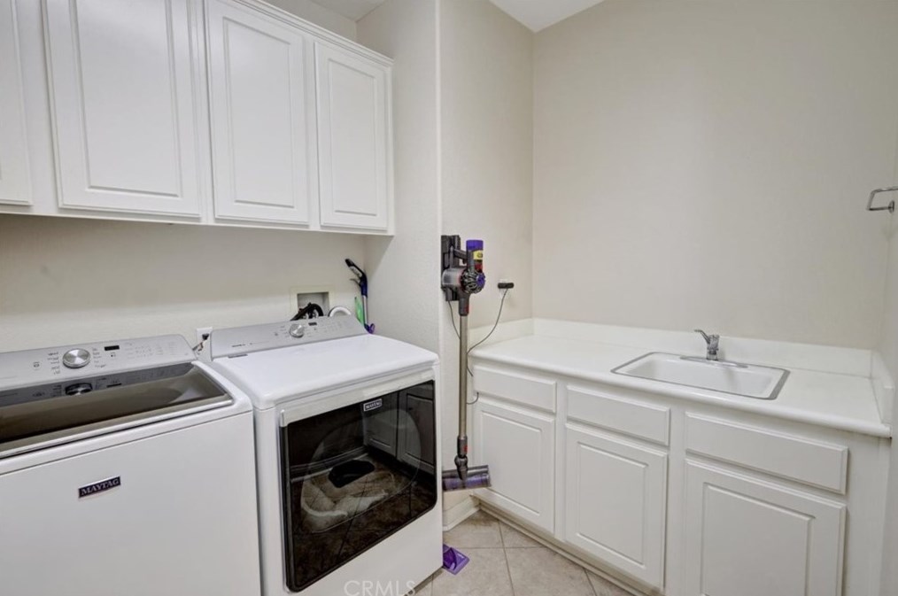 38231 Calle Cipres, Murrieta CA  92562-9348 exterior