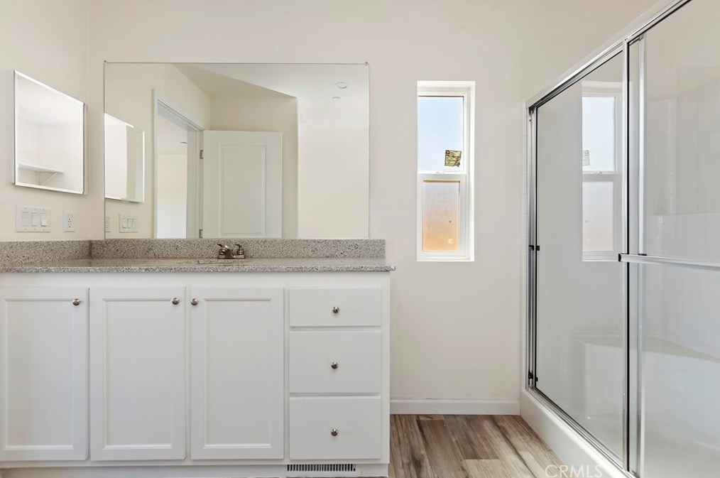 9764 Oasis Rd, Pinon Hills CA  92372 exterior