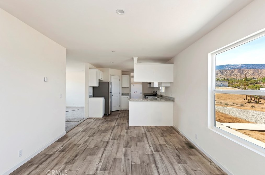 9764 Oasis Rd, Pinon Hills CA  92372 exterior