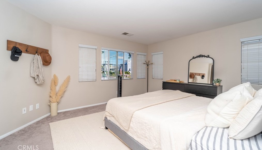 27082 Dolostone Way, Moreno Valley CA  92555-4506 exterior