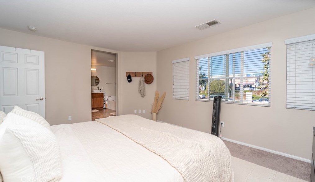 27082 Dolostone Way, Moreno Valley CA  92555-4506 exterior