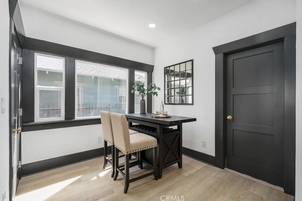 1730 43rd Pl, Los Angeles CA  90062-1542 exterior