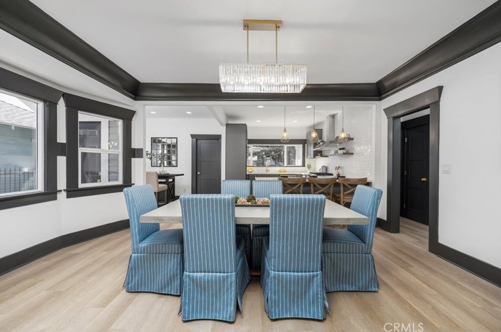 1730 43rd Pl, Los Angeles CA  90062-1542 exterior