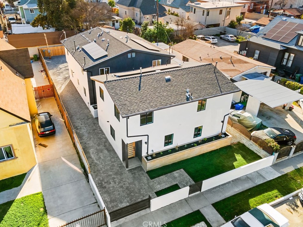 212 24th St, Los Angeles CA  90007-2635 exterior