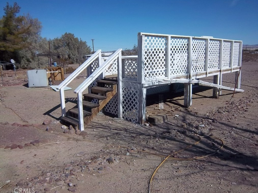 46699 Magney Ln, Newberry Springs CA  92365-9703 exterior