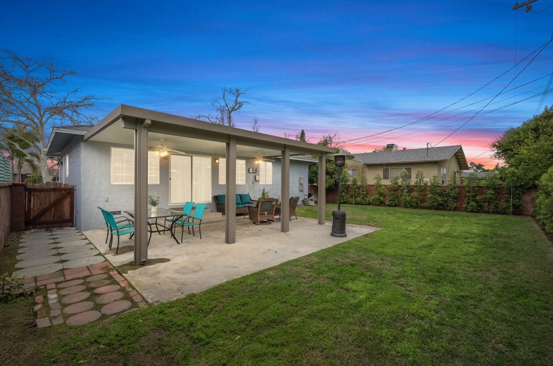 15210 Domart Ave, Norwalk CA  90650-5308 exterior